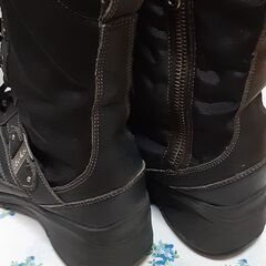 ブーツ『値引しました』の画像