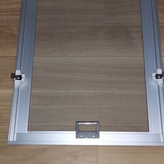 公団住宅用網戸　風呂の小窓用です。