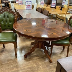 C1*335[ご来店頂ける方限定]円形ダイニング3点セットの画像