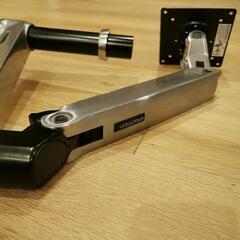 ERGOTRON 土台付きモニターアームの画像