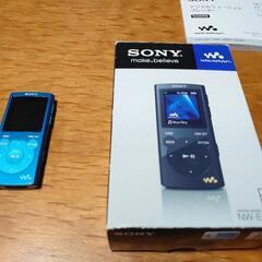 SONY ウォークマン NW-E062 ブルー 2GB (スピーカー付)の画像