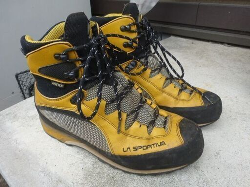登山靴　26.5センチ　イタリー製 ゴアテックス
