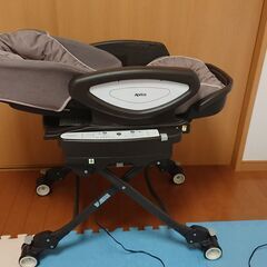 Aprica アップリカ ユラリズム オートの画像