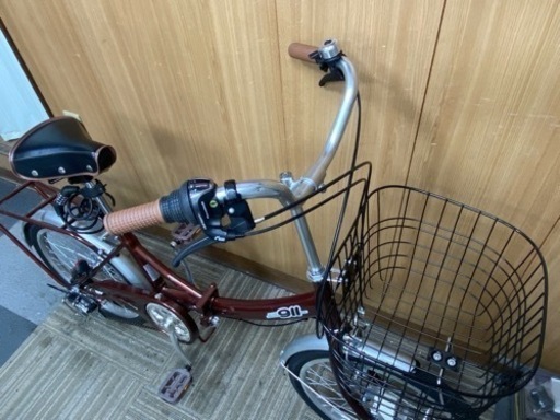 20インチ折り畳み自転車 6段変速 オートライト ノーパンクタイヤ