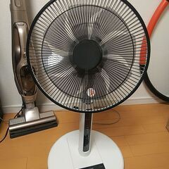 ★値下げ！　日立 DC扇風機 HEF-DC200 2016年製 ...