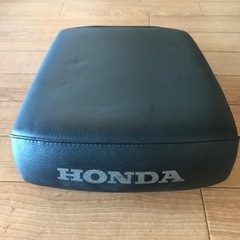 HONDA純正ピリオンシート｛タンデムシート）