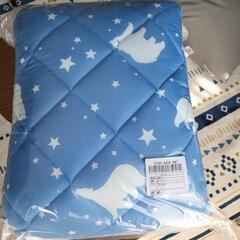 冷感ラグ新品