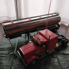 タミヤキングハウラー1/14トレーラーヘッドとシェルタンクローリーのラジコンです。の画像