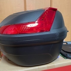 中古　GIVI® B37N BLADE 未塗装ブラックの画像
