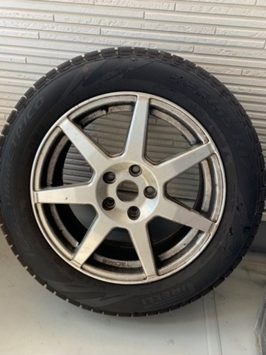 スタッドレスタイヤ 225/55/R17