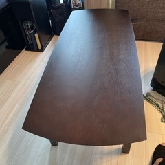 リビングテーブルの画像