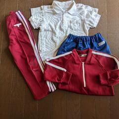 110cm白半袖ポロシャツ、紺色半ズボン、上下園児ジャージ