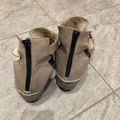 厚底サンダルの画像