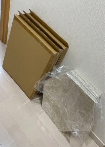 【sold】正規品♡高級　ハニカム　タイルラグ　タイルカーペット　4枚1セット 6セットまで可能