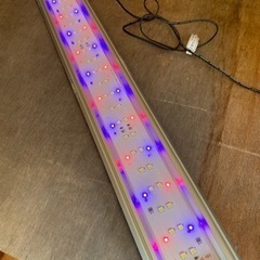 60センチ水槽用LEDライトの画像