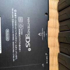 DSi+ソフトセット+充電器（純正ではない）の画像