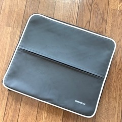 【募集中】ノートパソコン　衝撃吸収ケース