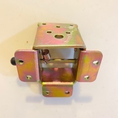 接続用金具の画像
