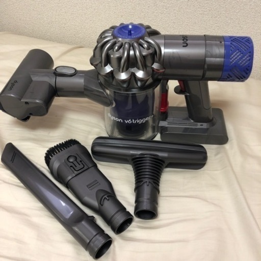 ダイソン　ハンディ掃除機