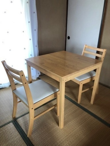 ２人用テーブル