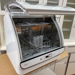 I303 🌈 2020年製の美品♪ AQUA 家庭用食器洗い機 （おもに4人用） ⭐ 動作確認済 ⭐ クリーニング済の画像