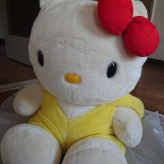 【ほぼ新品】ハローキティぬいぐるみの画像