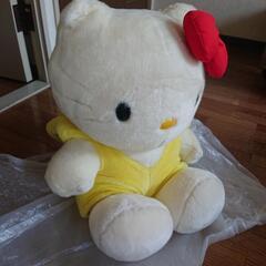 【ほぼ新品】ハローキティぬいぐるみの画像