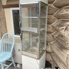 ショーケース