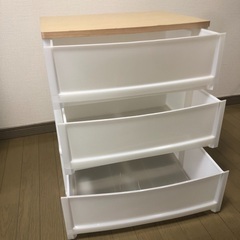 ウッドトップチェストの画像