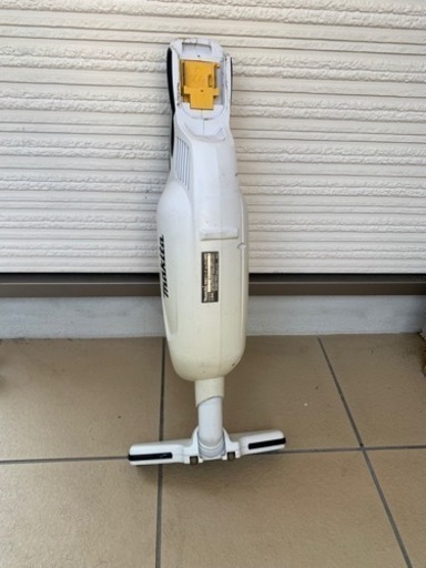掃除機 Makita CL142FD
