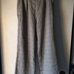 ズボン　ワイドパンツ　レディース