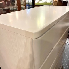 【売約済み】【展示品・未使用】　オウカ2  90cm  衣類収納　タンス　チェスト　ハイチェスト　ホワイト　白　白家具　収納　引き出し　検　エナメル　エレア　elea クエス　カレナ　マルミツ　丸光　チェスト　箪笥　引き出し　衣類収納　　ホワイト　白家具　アクリル　エナメル　ハイチェスト　ニトリ　NITORI　大容量　収納力　タンス　7杯