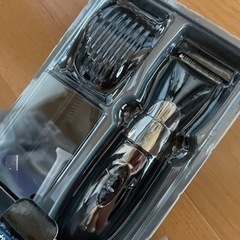 【新品未使用】バリカン 電動バリカン バリカン 散髪用 USB充電式 コードレス 10段階調節可能 IPX7防水 ヘアカッター リミットコーム付きで ばりかん 低騒音 軽量 バリカン メンズ 子供用 業務用 家庭用 説明書の画像