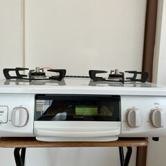 超美品【５/28迄引き取り希望】リンナイ ガスコンロ HOWARO ET34NJH4-W2の画像