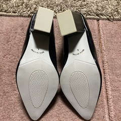パンプス　黒の画像