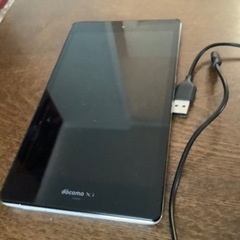 タブレット　AQUOS PAD SH-08E の画像