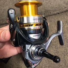 ダイワ エクセラー 3500H ゴメクサスハンドル リールスタン...