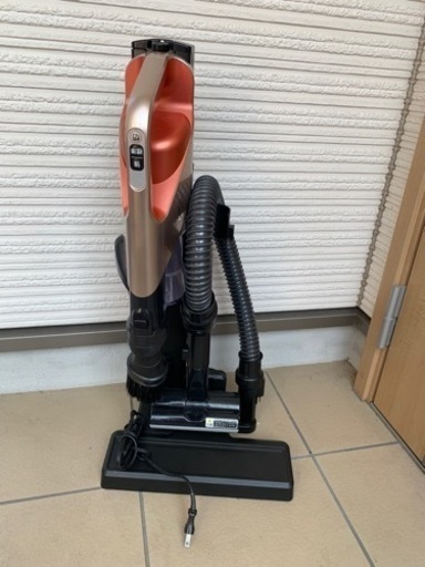 日立　充電式　掃除機　PV-BEH900