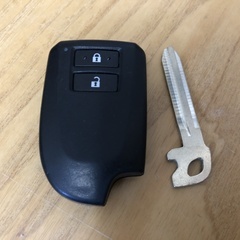 合鍵出張トヨタ211系ハイエース/レジアスエース2ボタン スマート