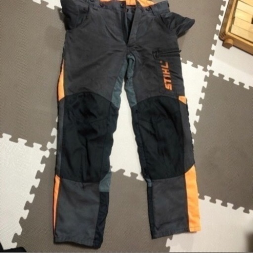 【取引中】STIHL防護ズボン2枚セット送料込み(チェンソーパンツ)