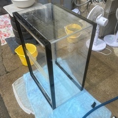 アクリル水槽　大型水槽　900×600×h450