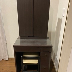 ドレッサー