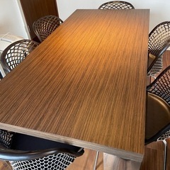 美品中古 ダイニングセットテーブル&チェア4ヶmatteo gr...