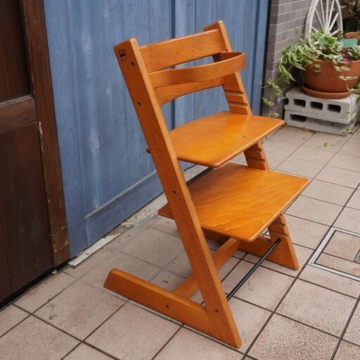 STOKKE(ストッケ)のロングセラーキッズチェアー
