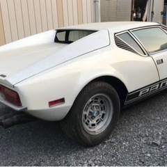 72’DeTomaso PANTERA L 5F 左の画像