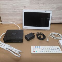 正常作動品 パナソニック 2017年製 10V型 10インチポータブル 液晶テレビ プライベート・ビエラ 防水タイプ ホワイト UN-10E10-W 携帯の画像