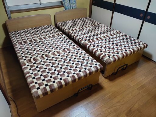 引き取り限定　良品　丸八　スペースシャトルファーベット①、②　値段は相談可