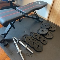 【取引中】トレーニングベンチ　ダンベル55キロセットの画像