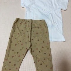 シロクマサーフィンTシャツとレギンス　90サイズの画像