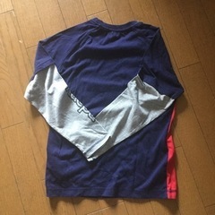 長袖シャツ 150の画像